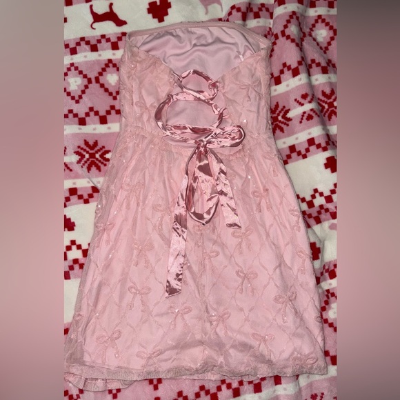 Windsor Sequin Bow Strapless Lace-Up Mini Dress - Picture 4 of 4